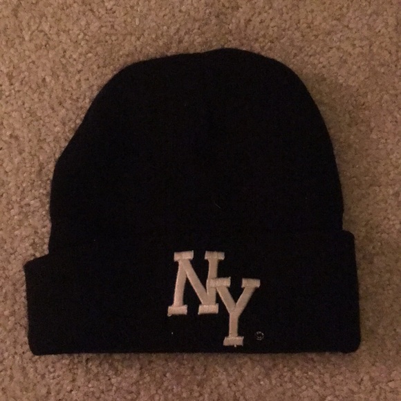 New York Beanie - Picture 1 of 1